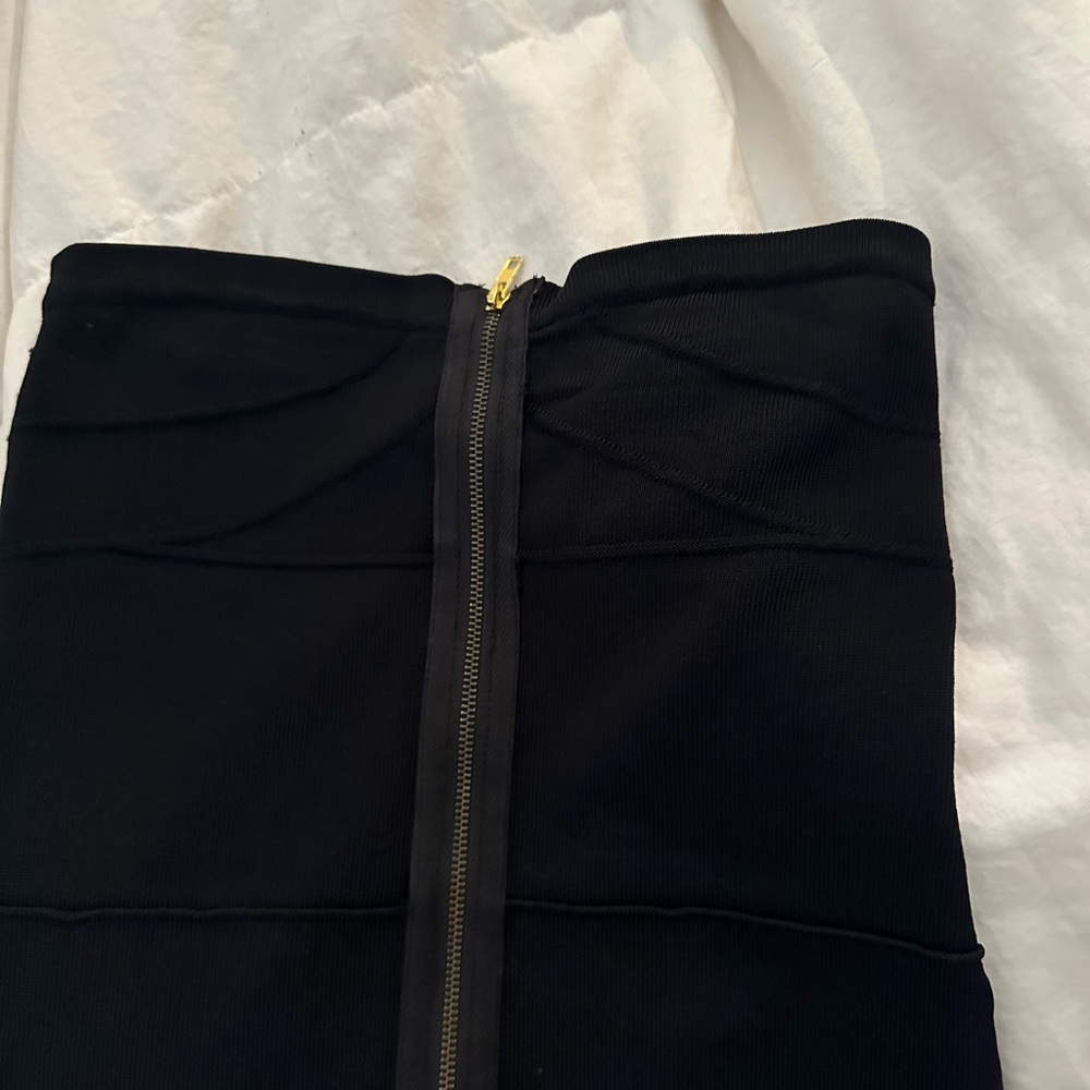 Tube dress zip up kind a bandage style